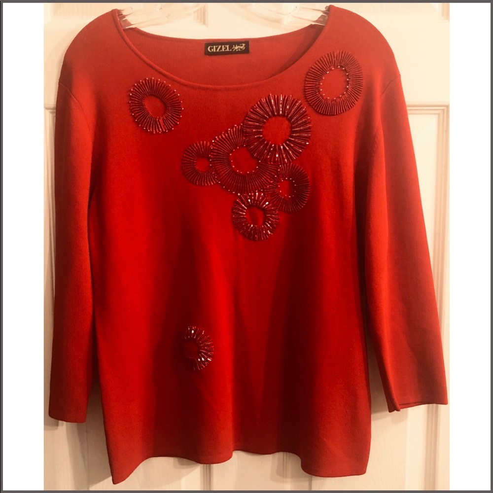 Gizel red top